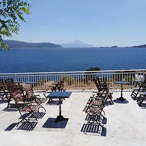 Elli Βίλα Αμμουλιανή